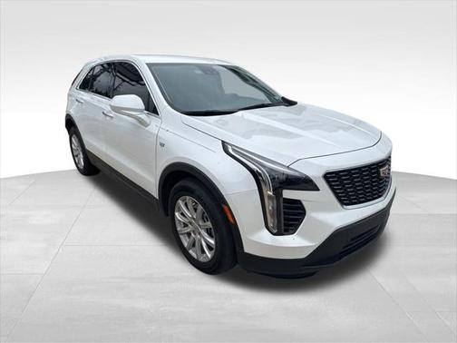 2022 Cadillac XT4 Luxury