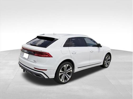 2020 Audi Q8 55 Prestige