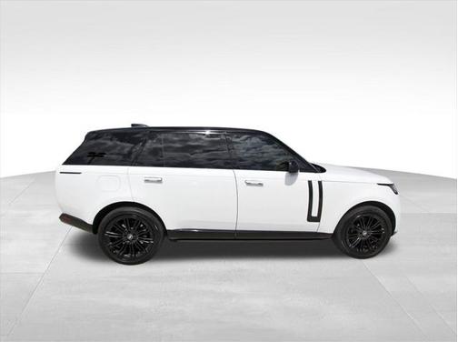 2023 Land Rover Range Rover P530 SE