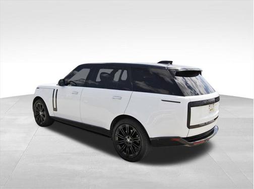 2023 Land Rover Range Rover P530 SE