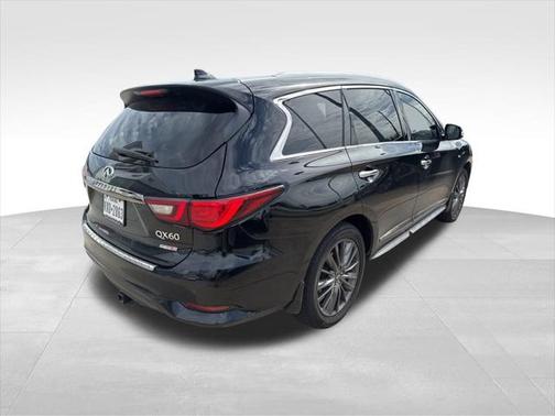 2020 INFINITI QX60 Luxe