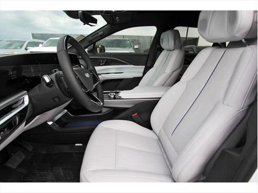 2025 Cadillac LYRIQ Luxury w/1SD