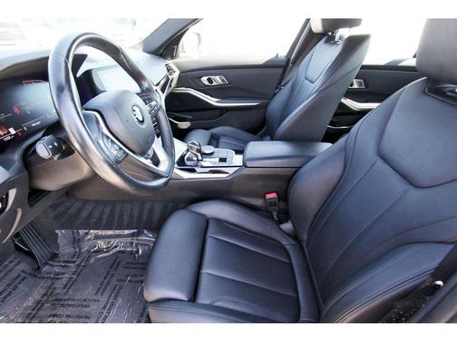 2019 BMW 330 xDrive