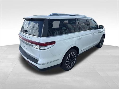 2023 Lincoln Navigator Black Label