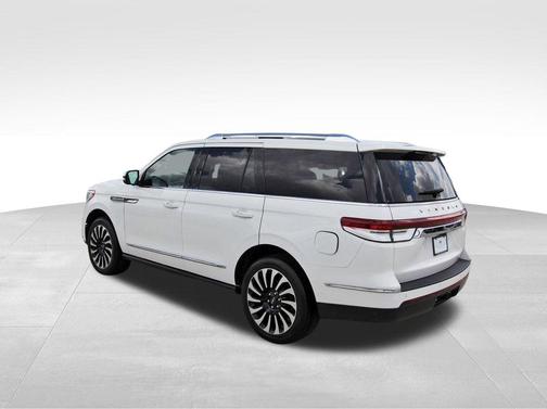 2023 Lincoln Navigator Black Label