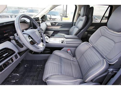2023 Lincoln Navigator Black Label