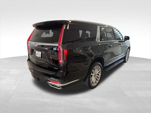2023 Cadillac Escalade ESV Luxury