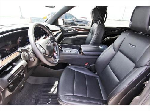 2023 Cadillac Escalade ESV Luxury