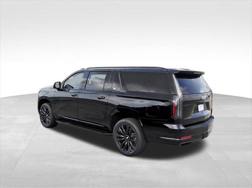 2025 Cadillac Escalade ESV Sport