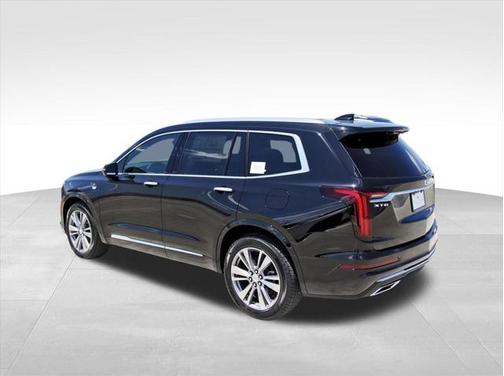 2025 Cadillac XT6 Premium Luxury FWD