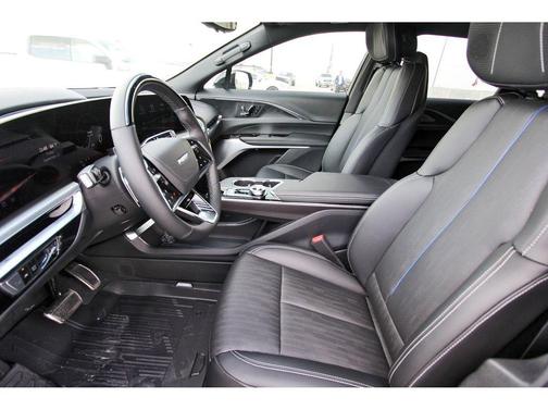 2026 Cadillac LYRIQ V