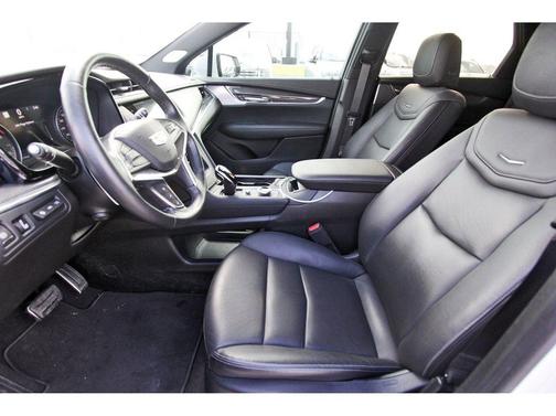 2024 Cadillac XT5 Sport