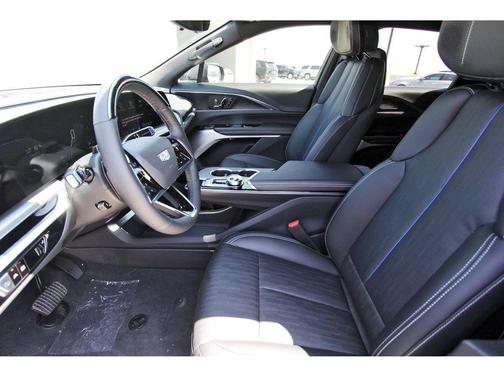 2026 Cadillac LYRIQ Premium Luxury