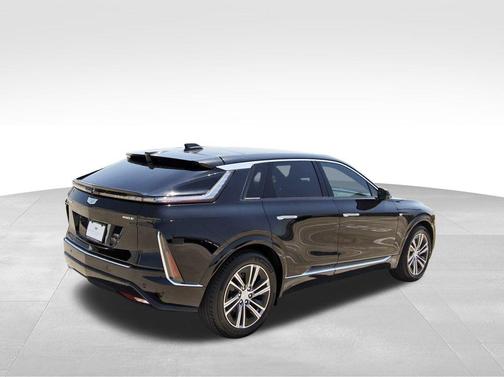 2026 Cadillac LYRIQ Premium Luxury