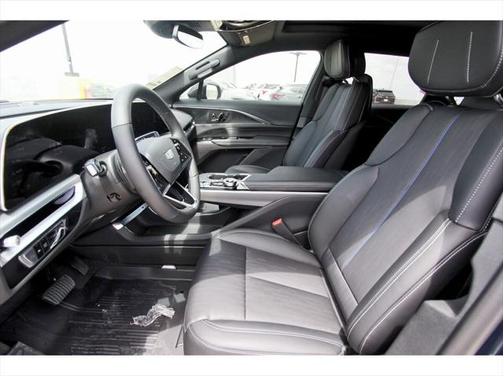 2025 Cadillac LYRIQ Luxury w/1SC