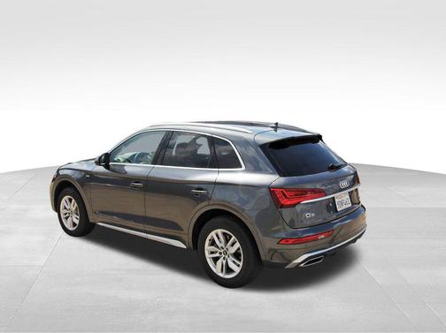 2023 Audi Q5 45 S line Premium