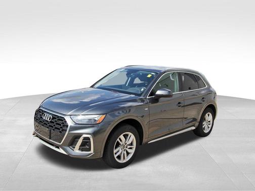 2023 Audi Q5 45 S line Premium