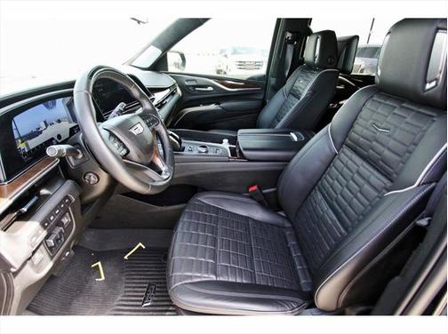 2024 Cadillac Escalade ESV Sport Platinum