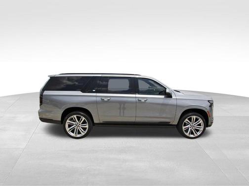 Argent Silver Metallic 2026 Cadillac Escalade ESV Sport