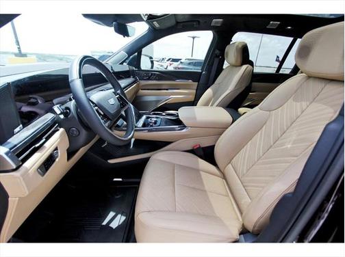 2025 Cadillac Escalade IQ Sport 2