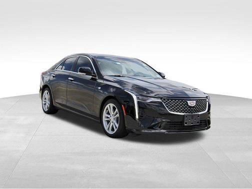 2022 Cadillac CT4 Luxury