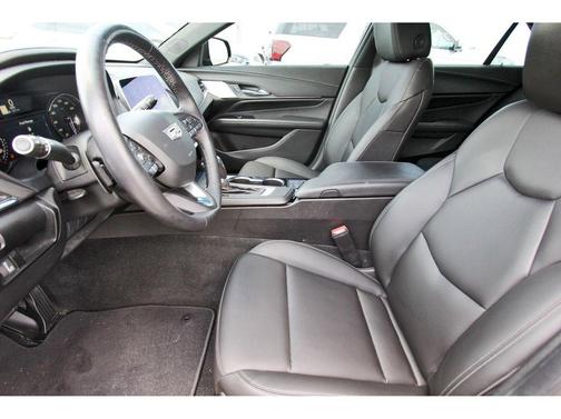 2022 Cadillac CT4 Luxury