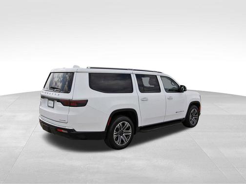 2023 Jeep Wagoneer L Series II 4x4