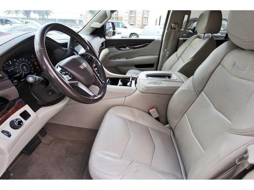 2016 Cadillac Escalade Luxury