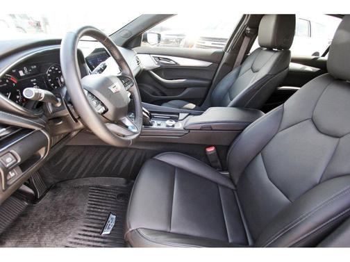 2024 Cadillac CT5 Luxury
