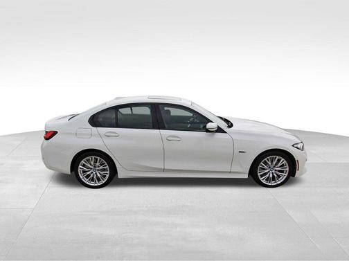 Alpine White 2023 BMW 330e 330e iPerformance