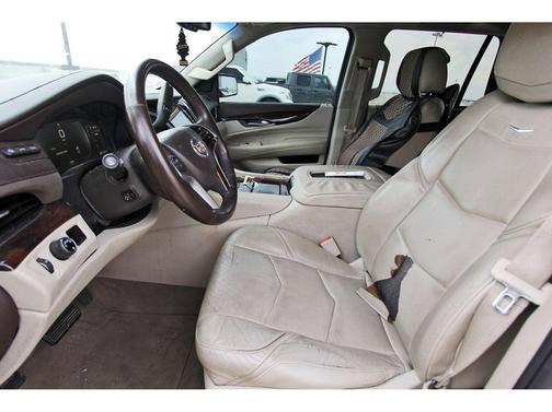 2015 Cadillac Escalade Luxury