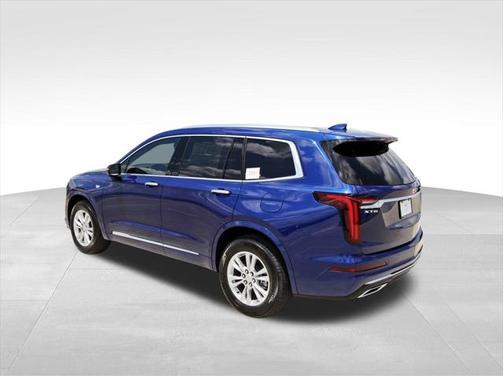 2025 Cadillac XT6 Luxury FWD