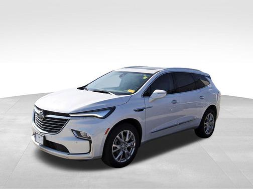 2024 Buick Enclave Essence FWD