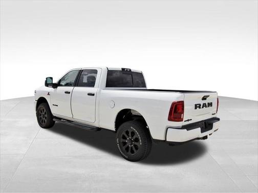 2025 RAM 2500 Lone Star Crew Cab 4x4 6'4' Box