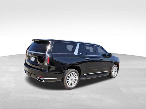 2023 Cadillac Escalade ESV Luxury