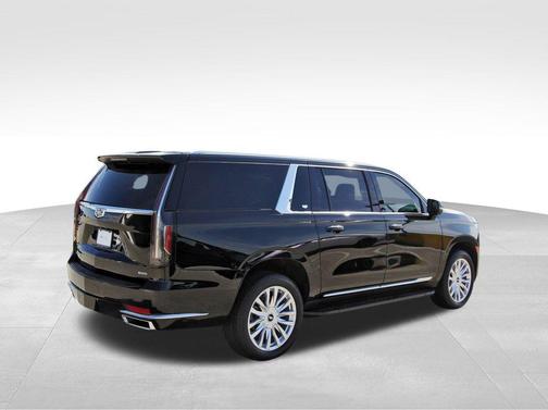2023 Cadillac Escalade ESV Luxury