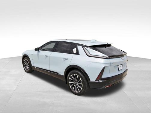 2025 Cadillac LYRIQ Sport