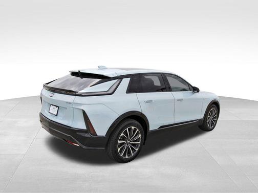 2025 Cadillac LYRIQ Sport