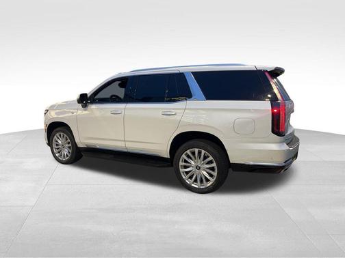 2025 Cadillac Escalade Luxury