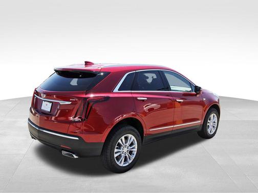 2025 Cadillac XT5 Luxury