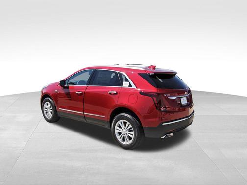 2025 Cadillac XT5 Luxury