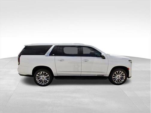 2022 Cadillac Escalade ESV Luxury