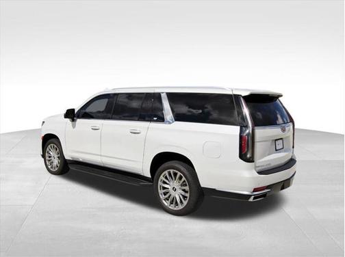 2022 Cadillac Escalade ESV Luxury