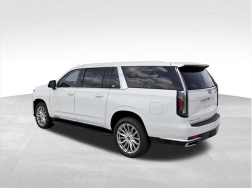 2022 Cadillac Escalade ESV Luxury