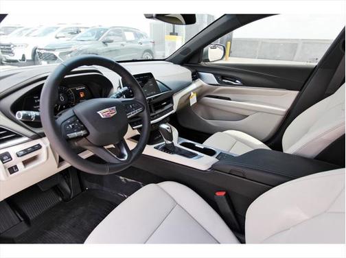 2025 Cadillac CT4 Premium Luxury RWD