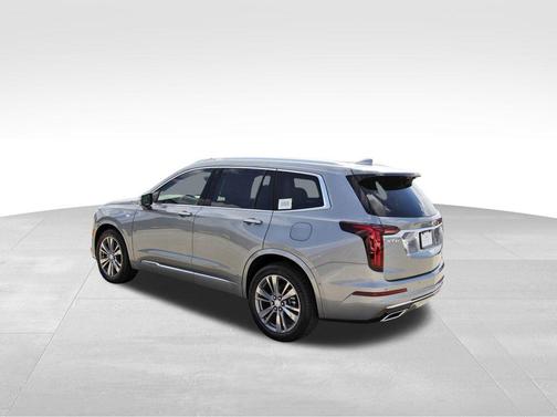 2025 Cadillac XT6 Premium Luxury FWD