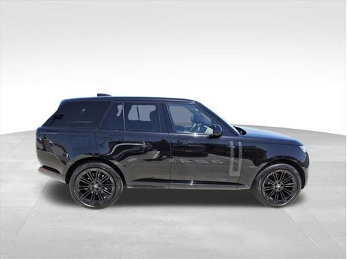 2024 Land Rover Range Rover P400 SE