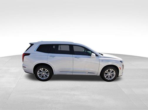 2023 Cadillac XT6 Luxury FWD