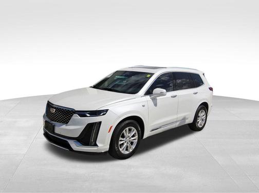 2023 Cadillac XT6 Luxury FWD
