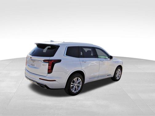 2023 Cadillac XT6 Luxury FWD